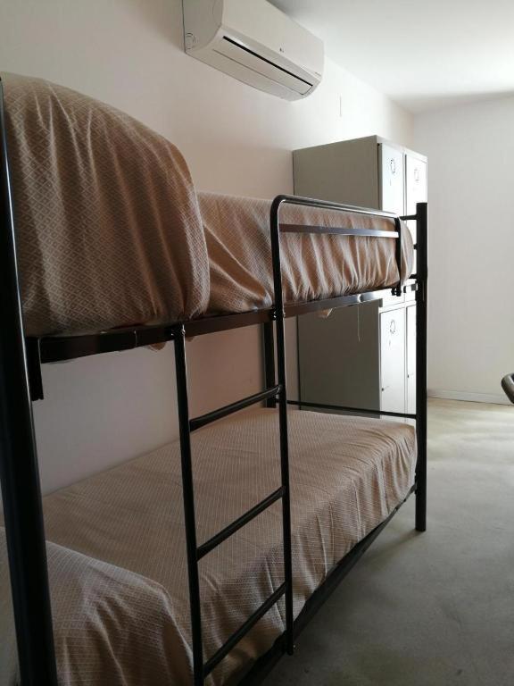 Hostel Divino Morales Arroyo de la Luz エクステリア 写真