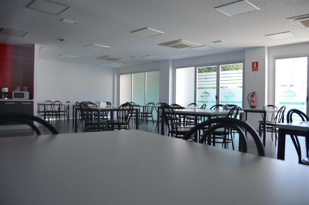 Hostel Divino Morales Arroyo de la Luz エクステリア 写真